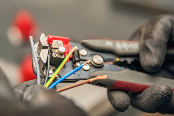 Best Commercial Electrician Services  in Valle Vista, AZ